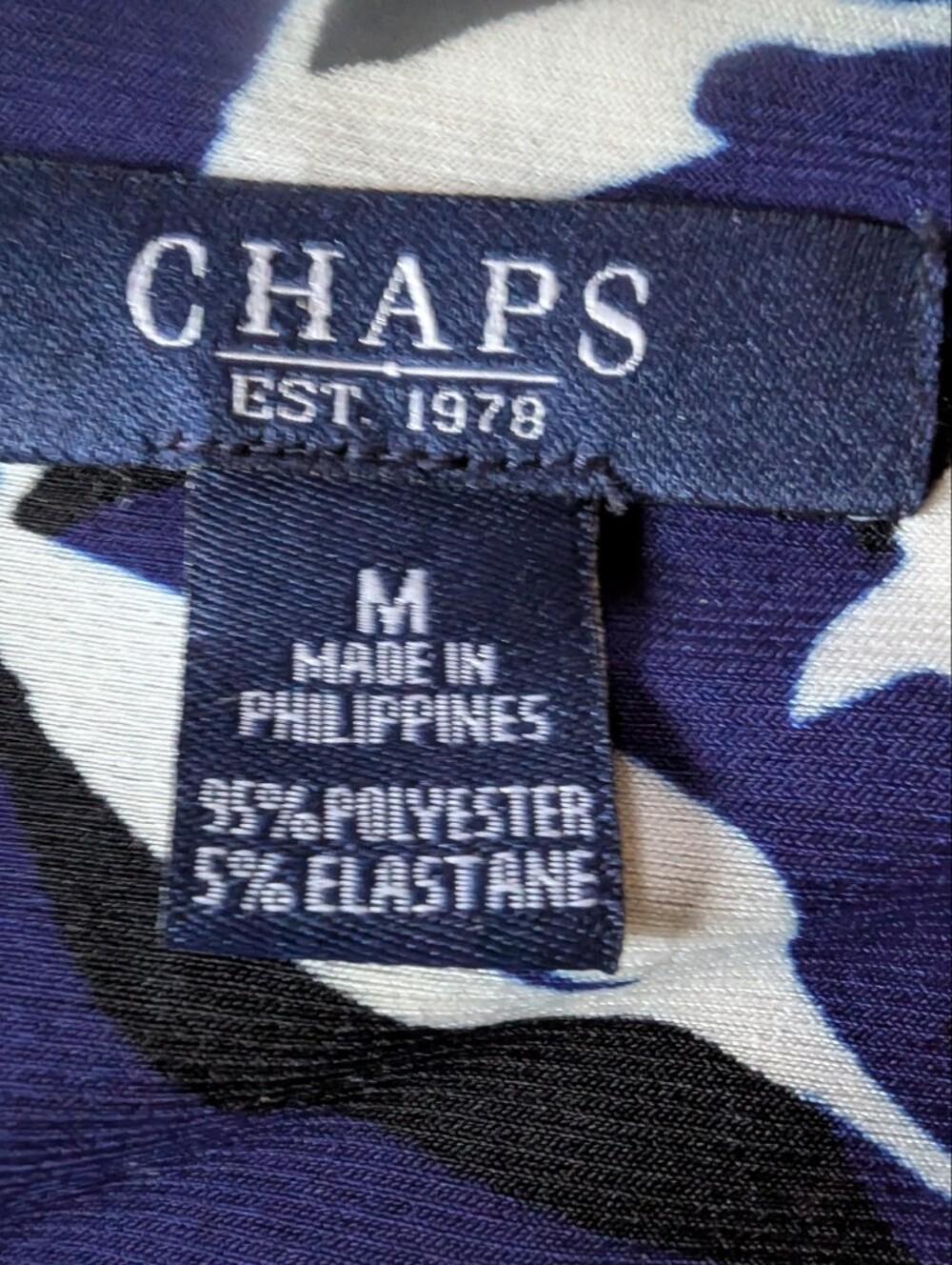 Chaps Women's Navy Blue Floral V-Neck Dress - Picture 12 of 12